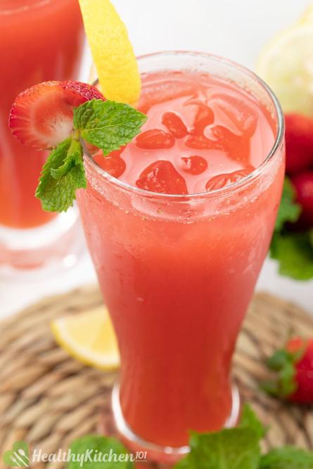 Домашна лимонада/ягода, малина, нар, лайм и джинджифил, плод от бъз / Homemade Lemonade – 400гр./strawberry, rassbery, pomegranate, lime & ginger, elderberry/