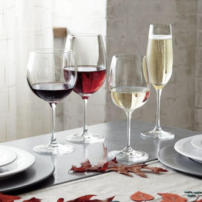 Чаша вино (бяло / розе / червено/просеко) / Wine by the Glass (White / Rosé / Red/prosecco) – 150гр.